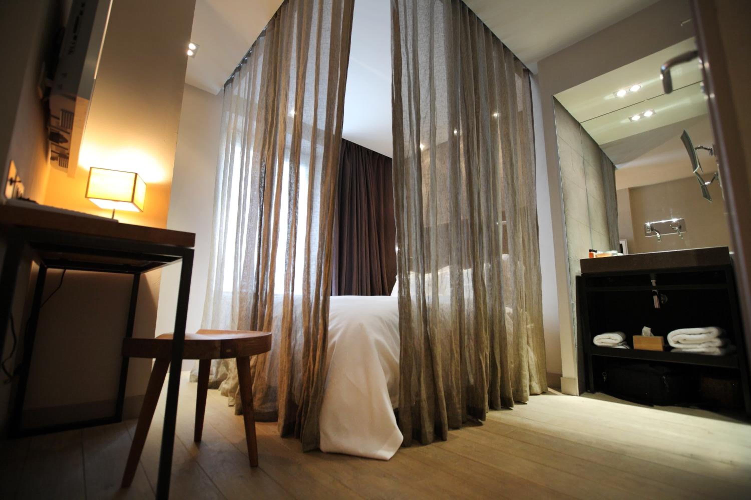 Intuition Room