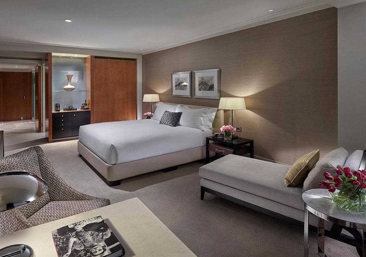 Deluxe King Room