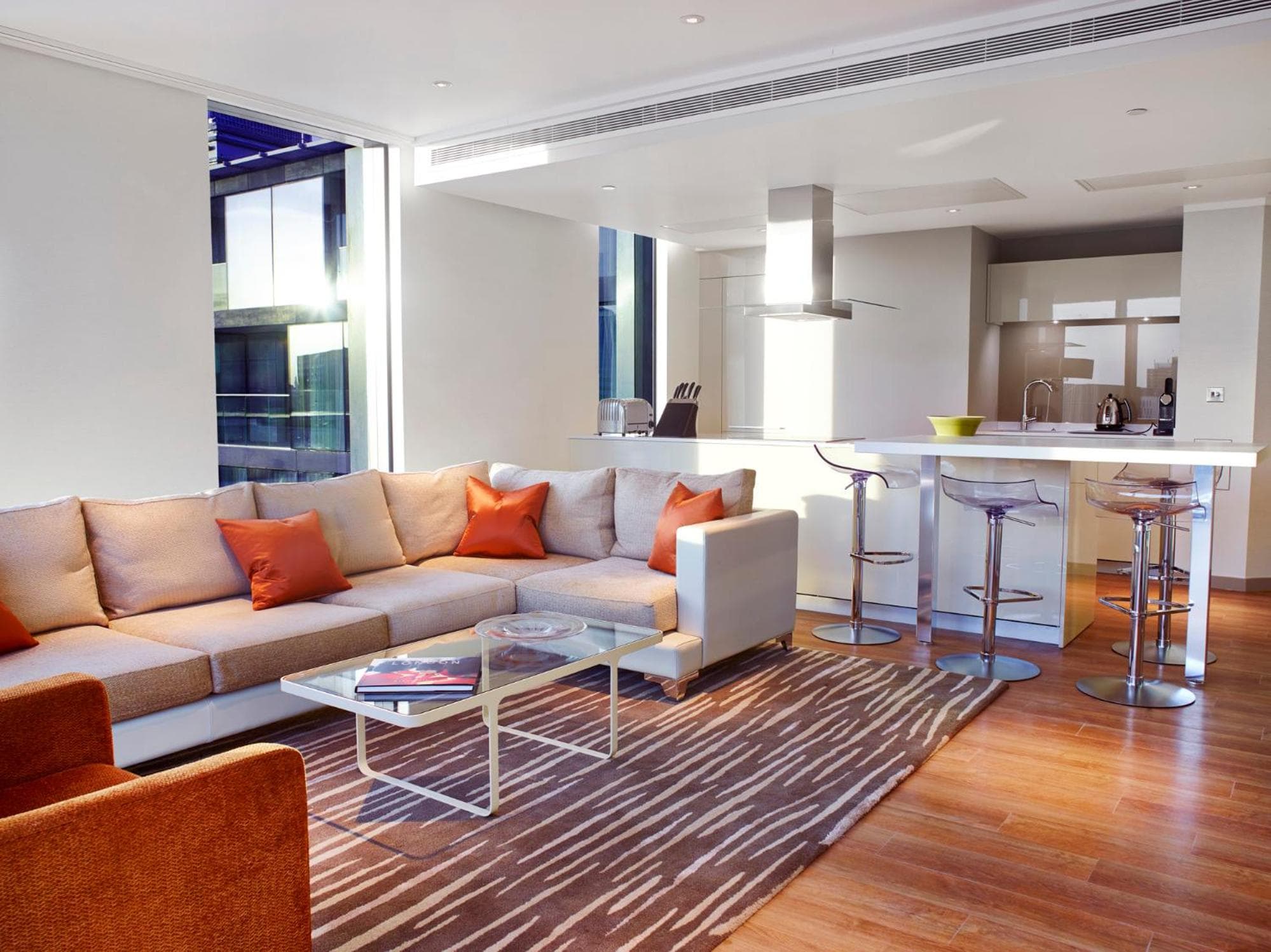 Deluxe Two-Bedroom Apartment with River View
