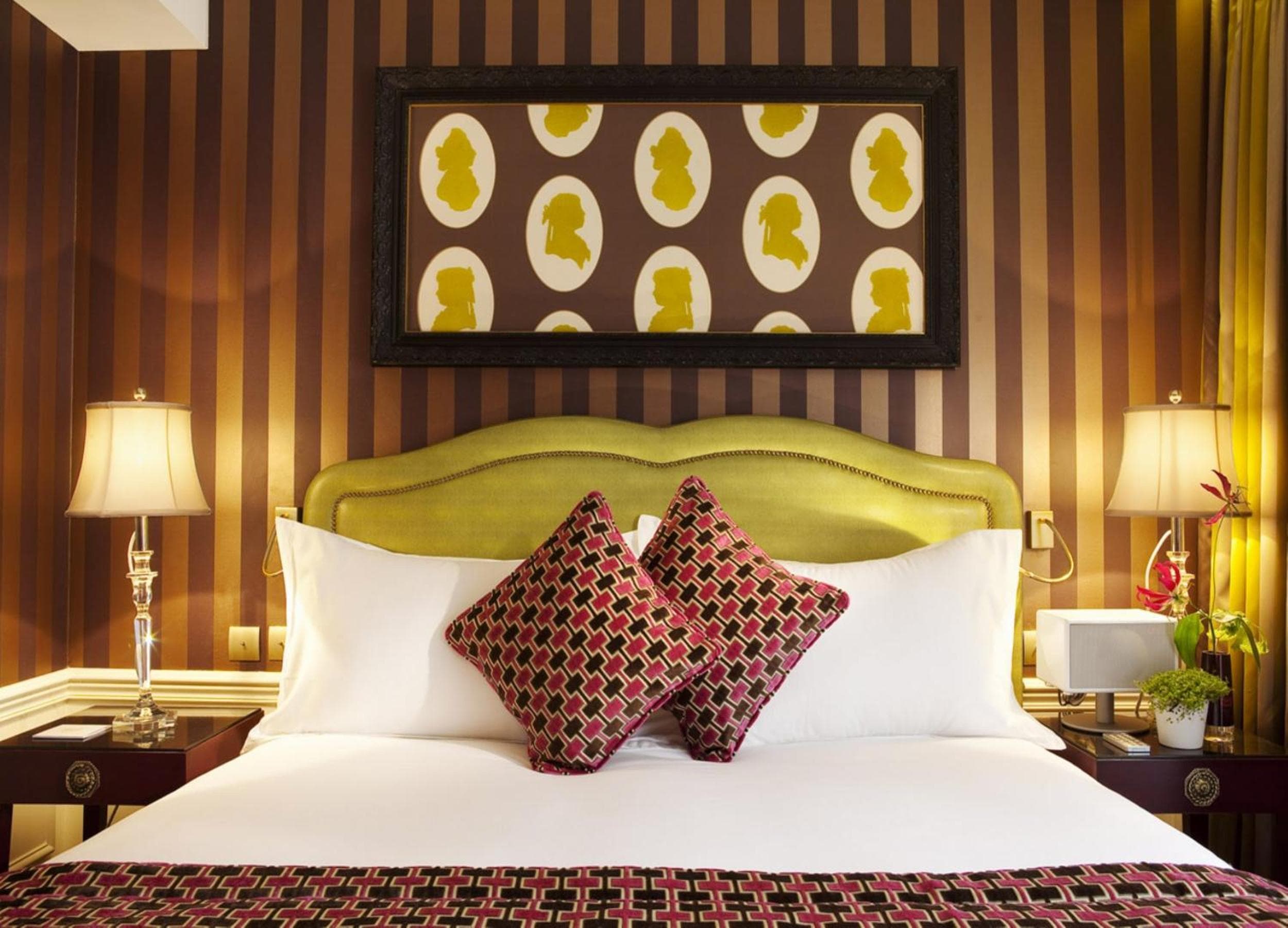 Deluxe Opera View Room