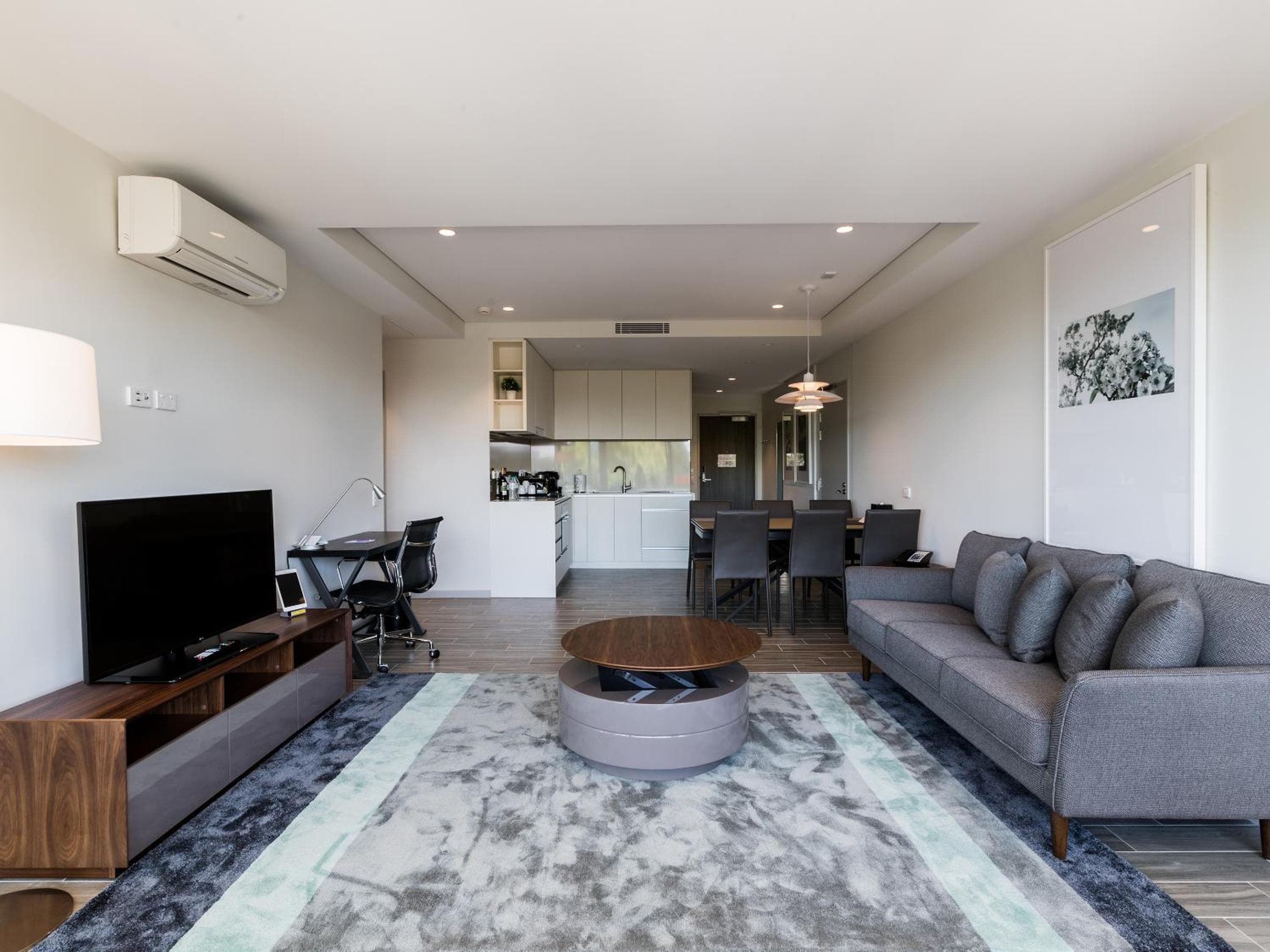 2-Bedroom Lyndhurst Suite