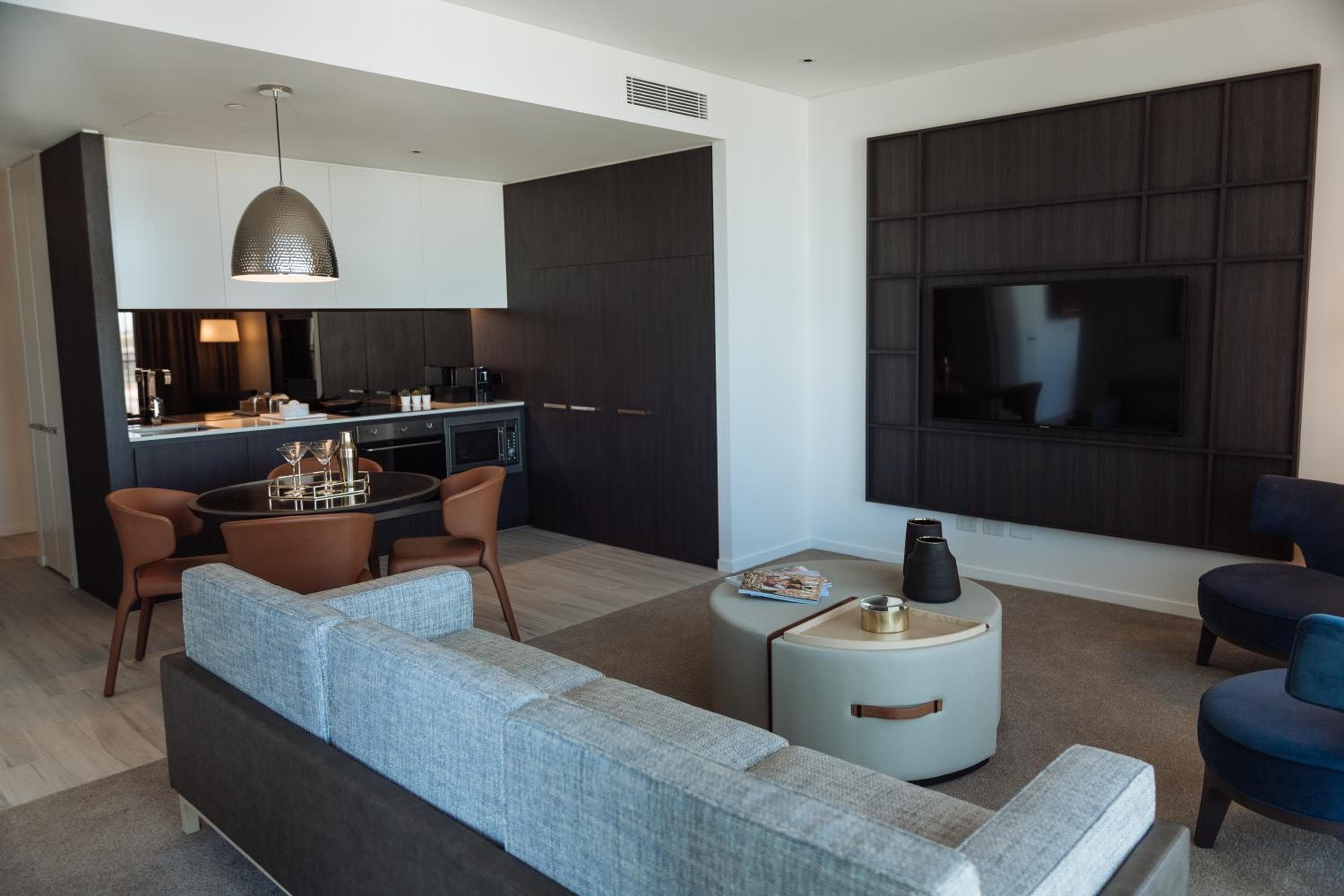 2 Bedroom 1 Bathroom Apartment with Balcony