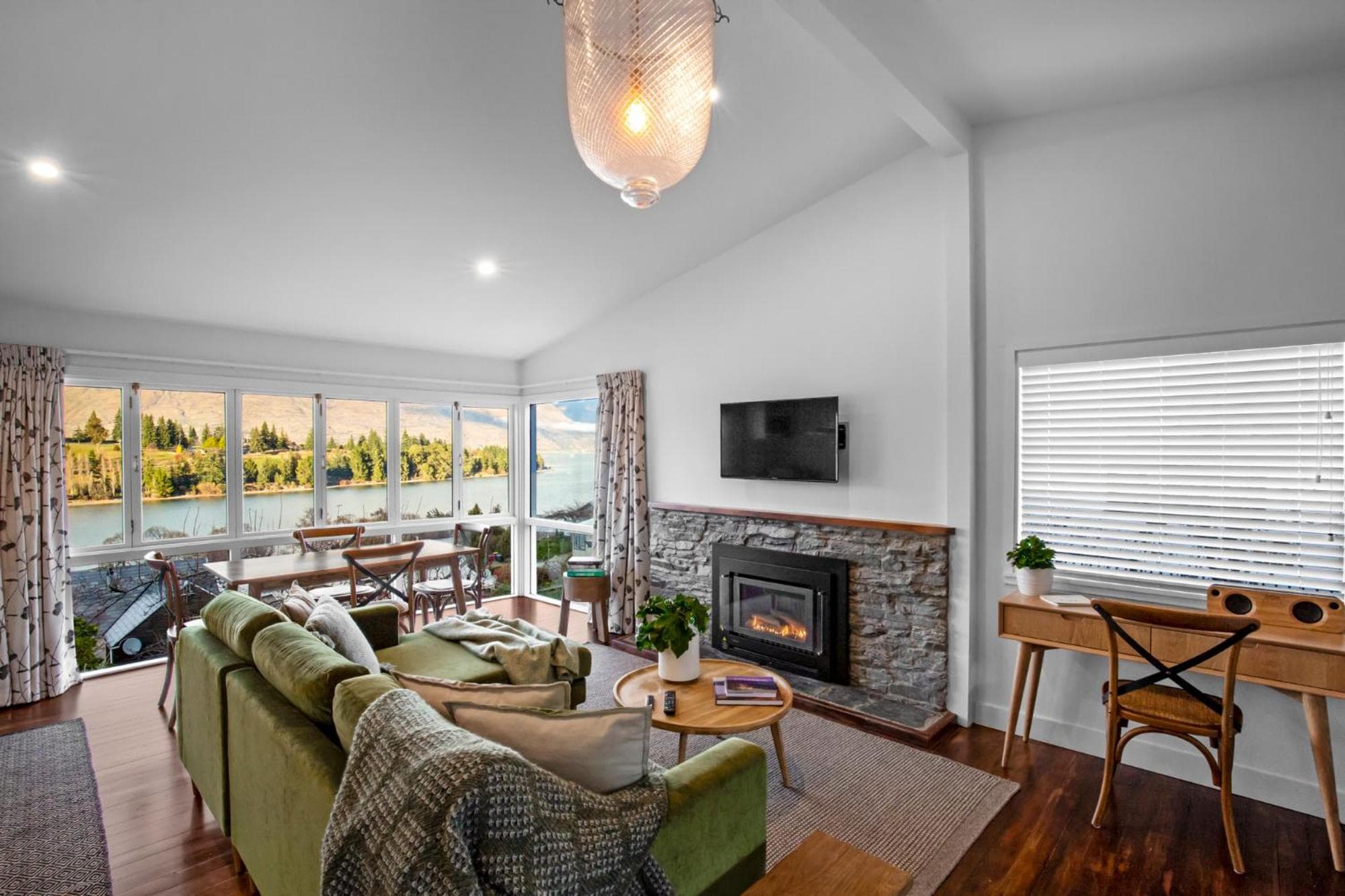 Suite with Lake View