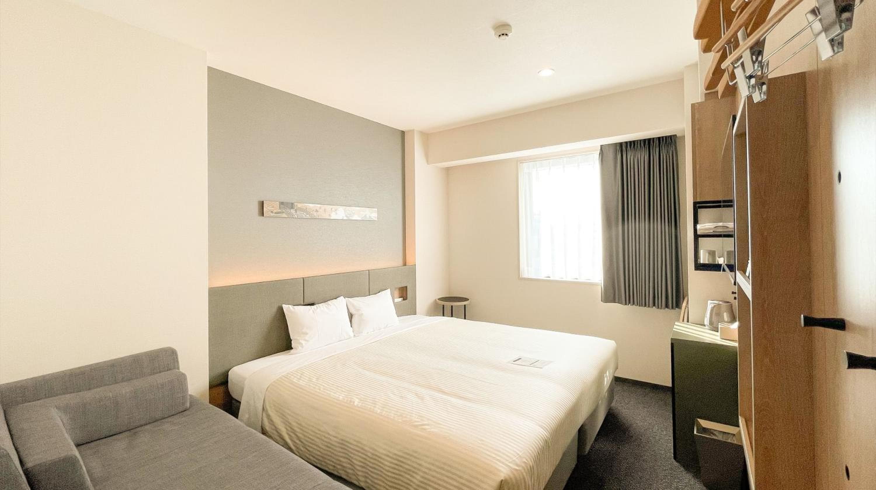 Standard Multiple Beds