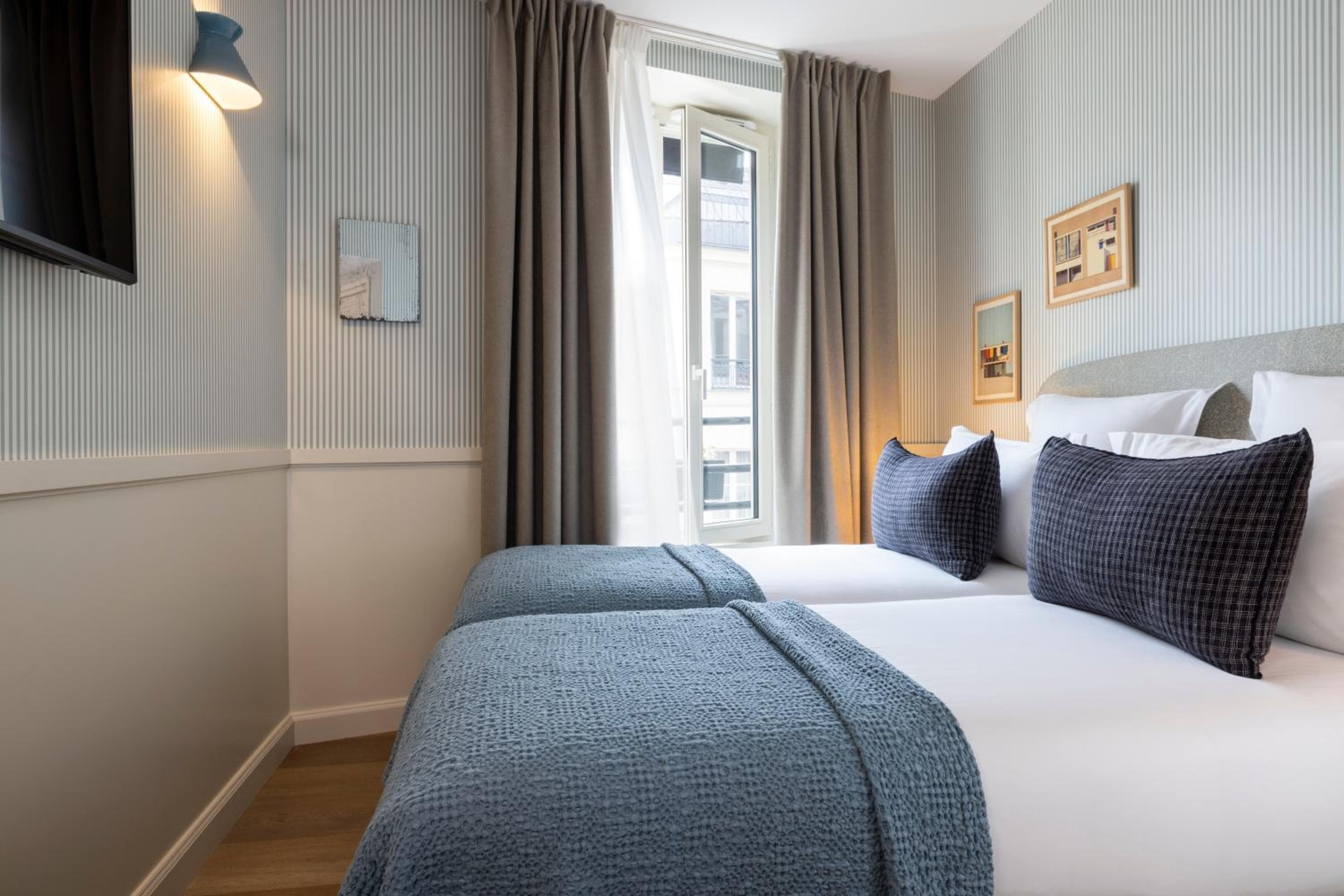 Prestige Room
