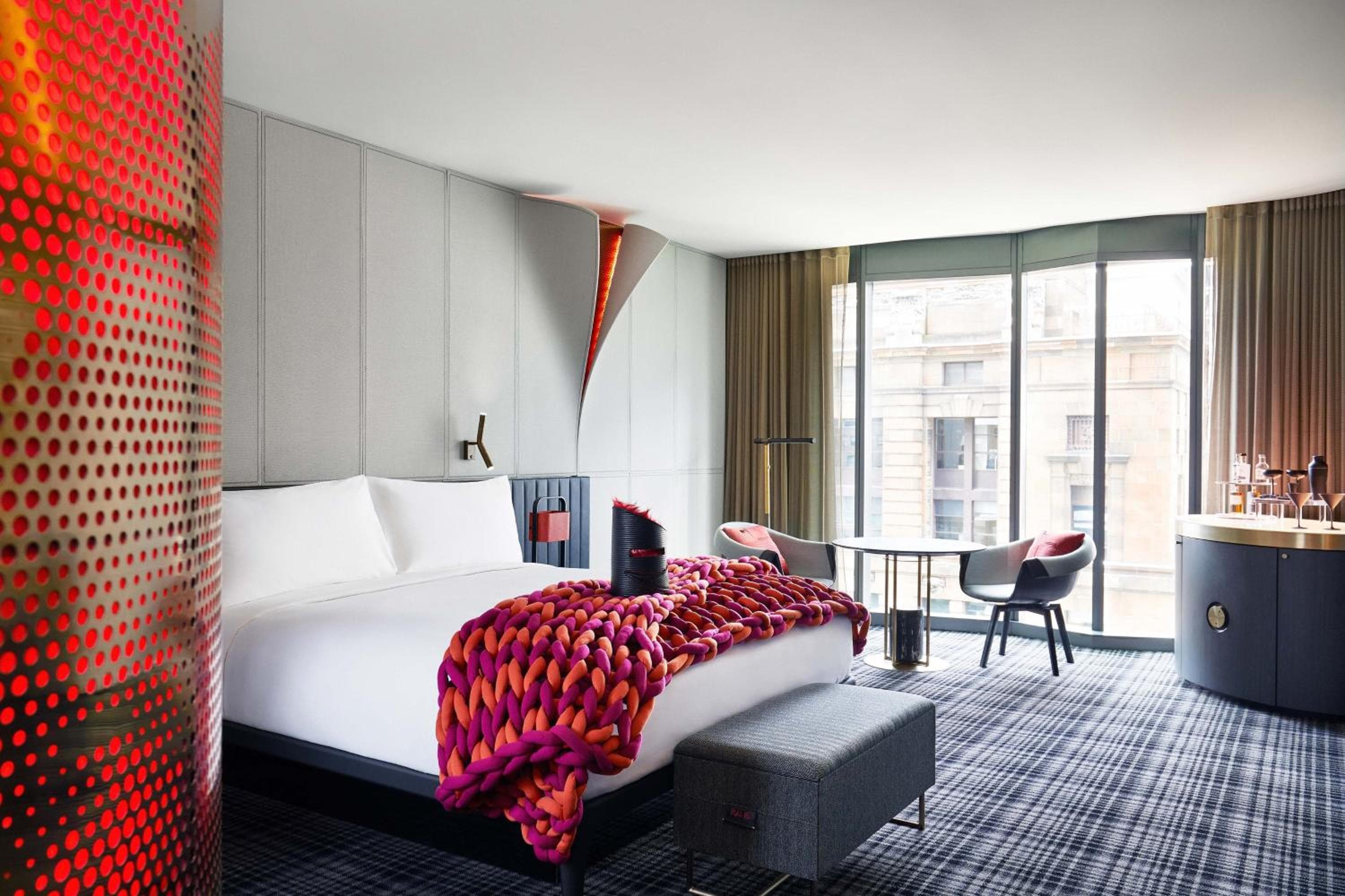 Superior Room, 1 King Bed