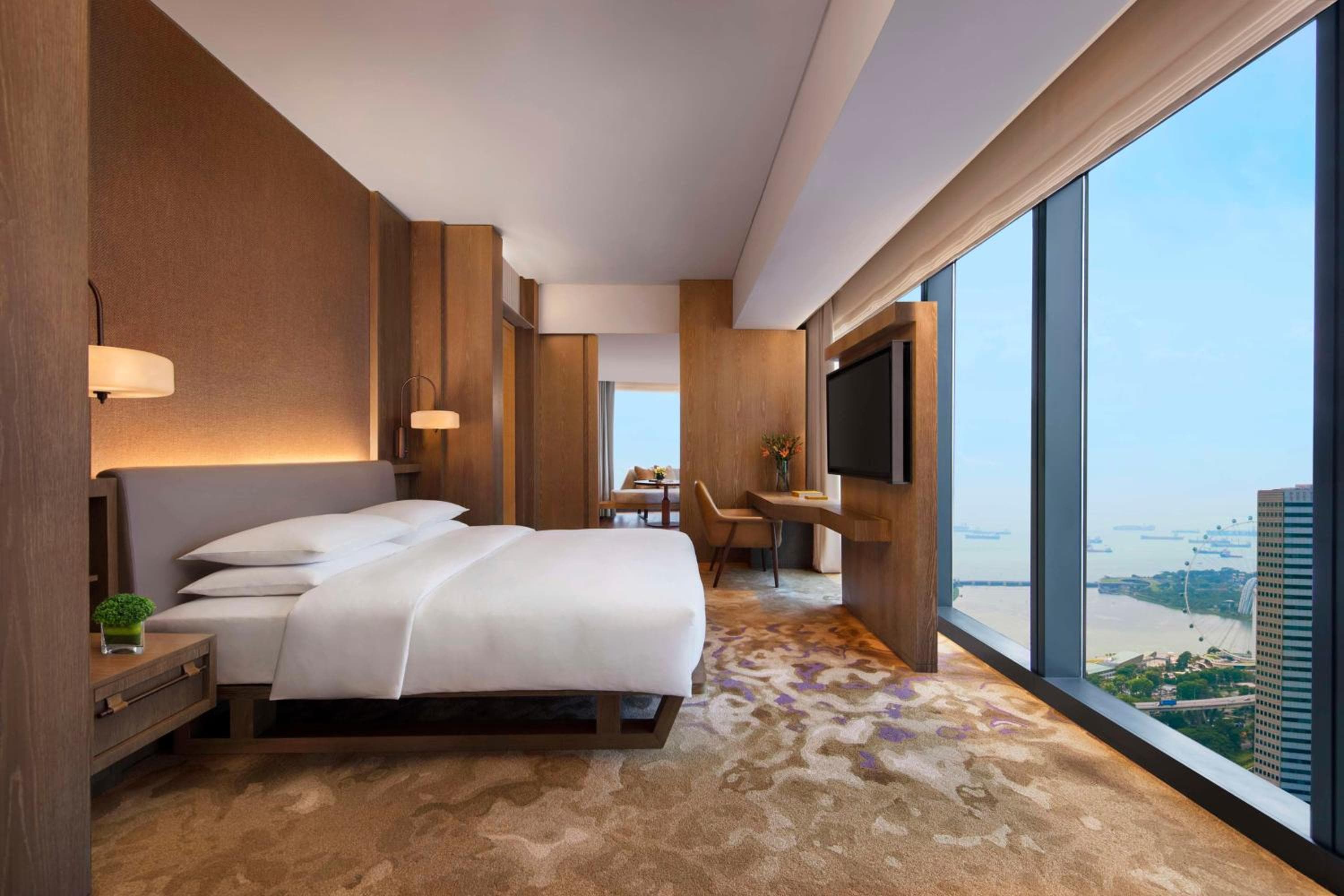 1 King Bed