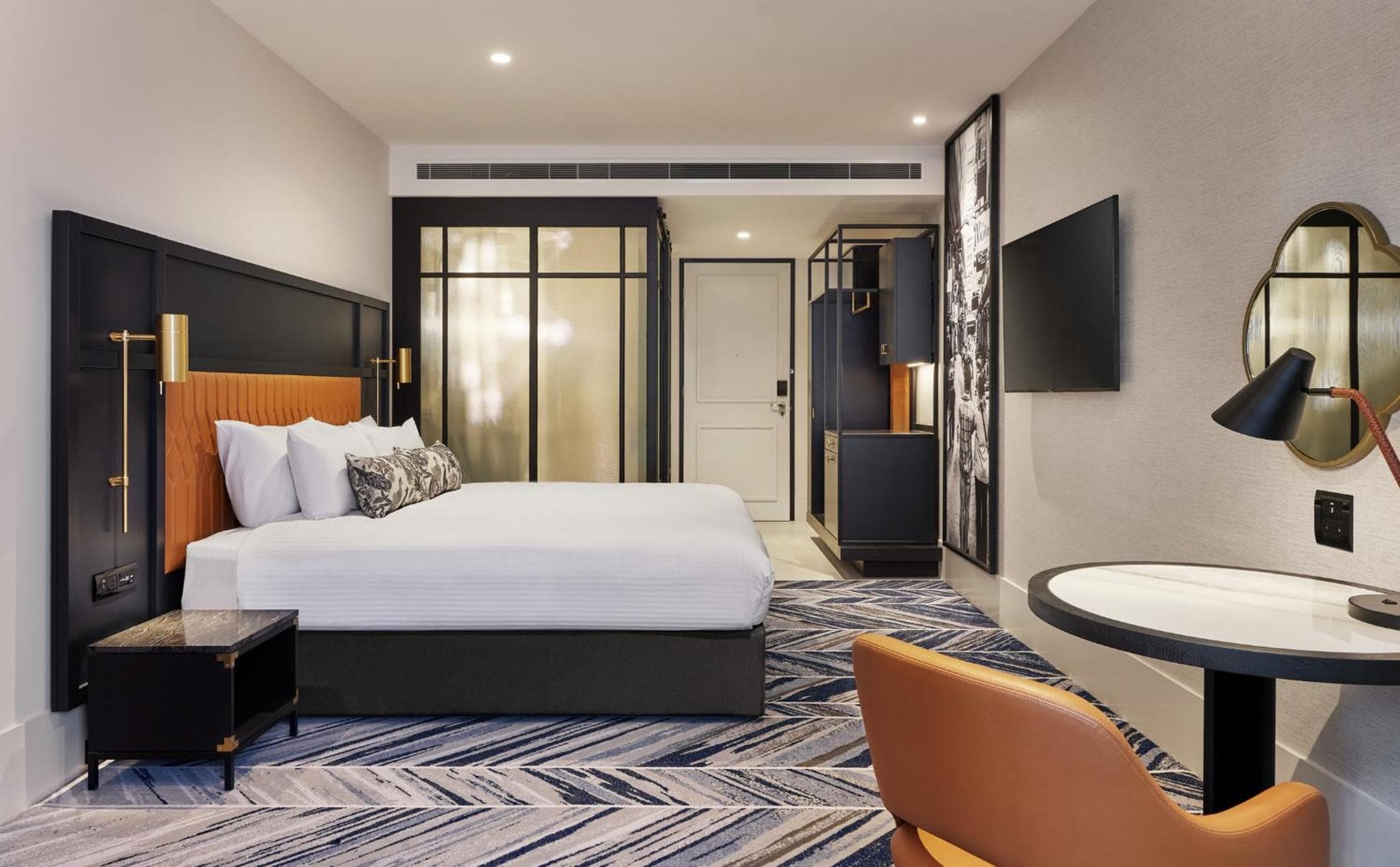 Deluxe Room(1 King Bed)