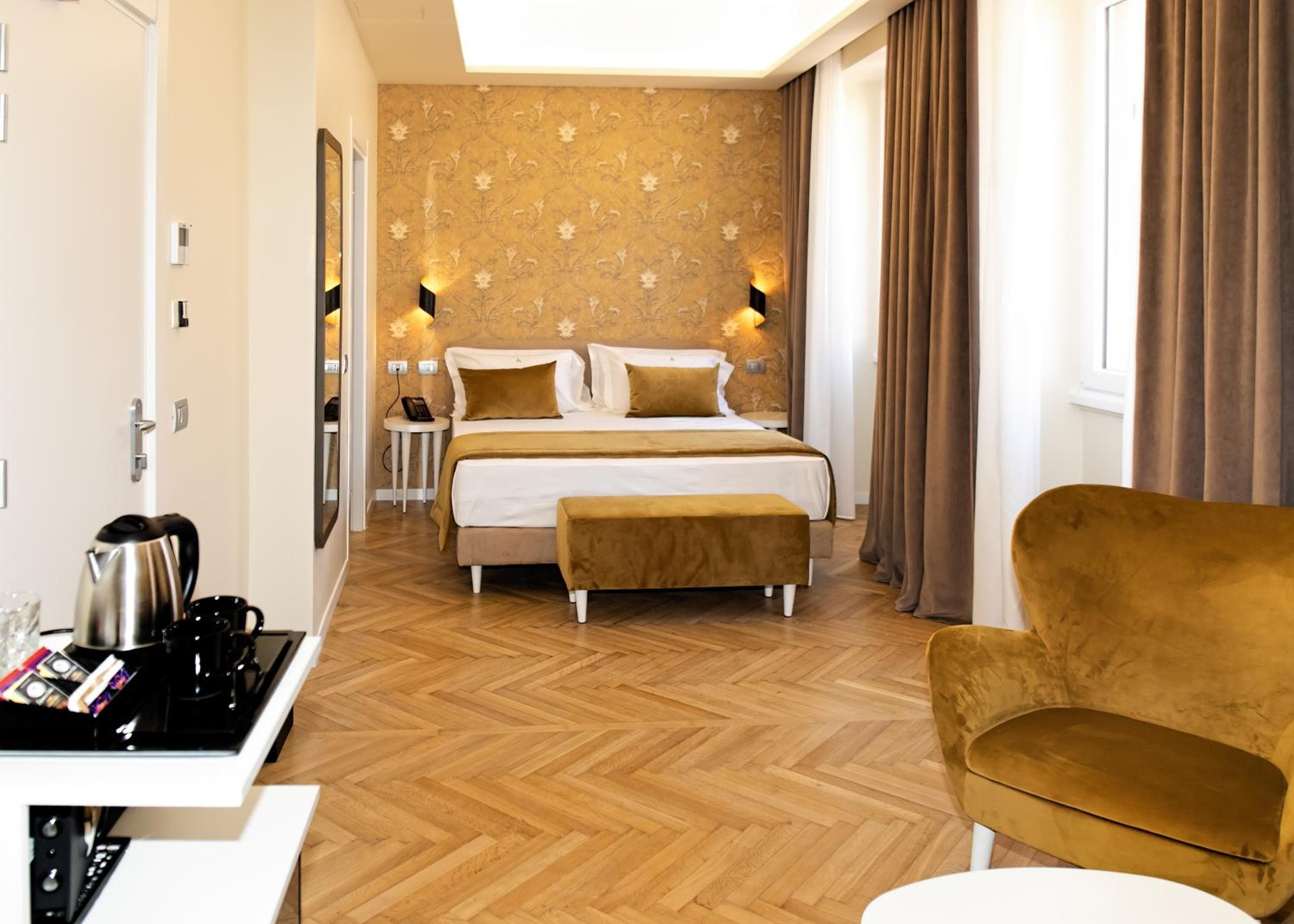 JUNIOR SUITE 2 PAX