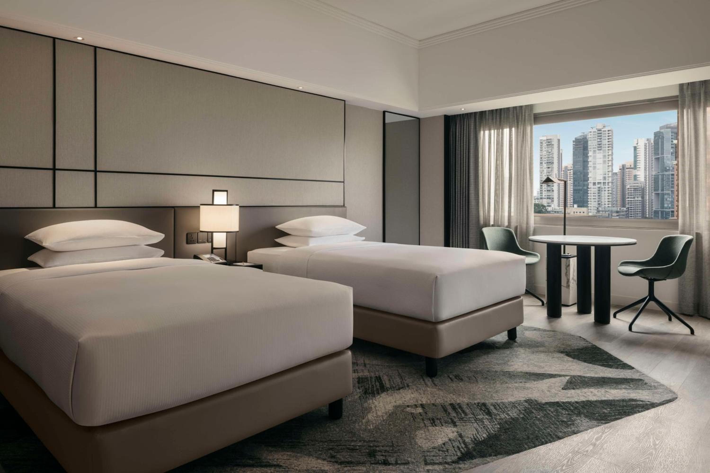 TWIN DELUXE ROOM