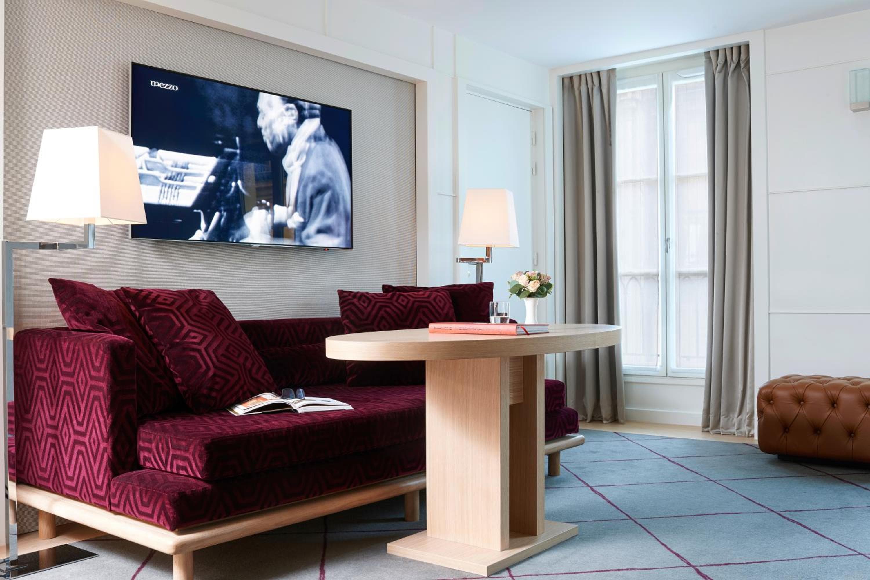 JUNIOR SUITE WITH VIEWS