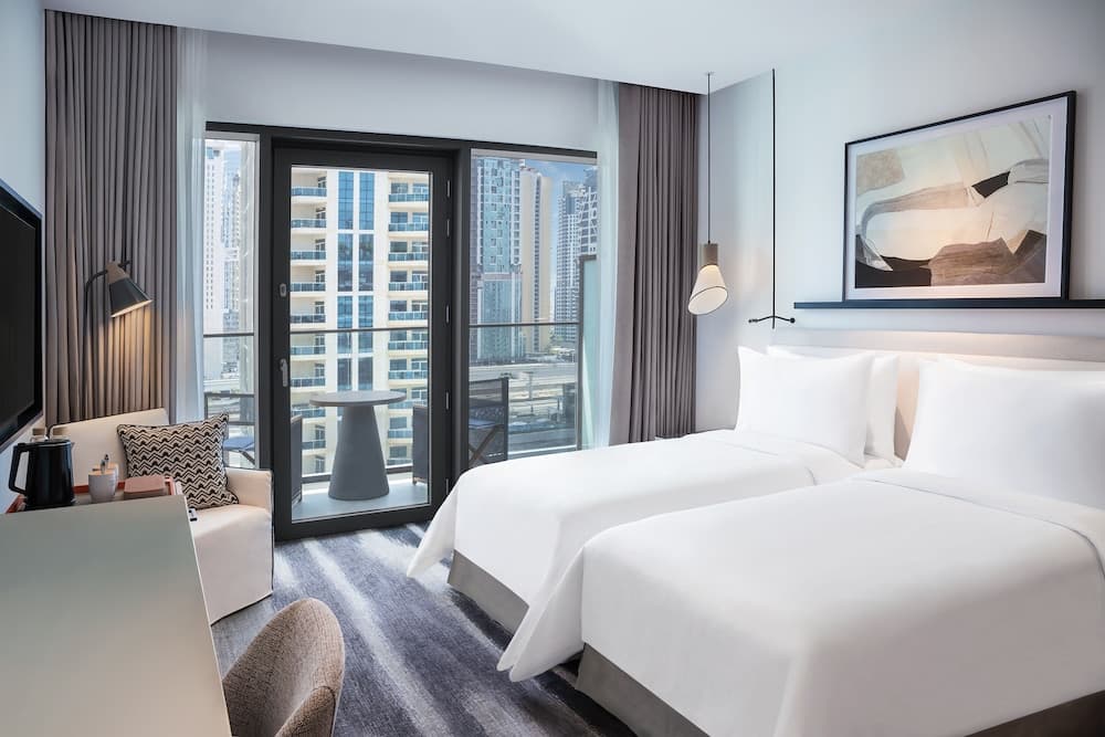 Deluxe Room City View Twin