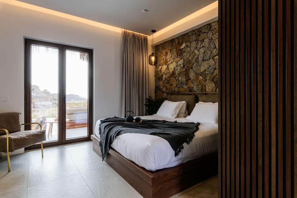 Deluxe Suite With Private Pool And Sea View