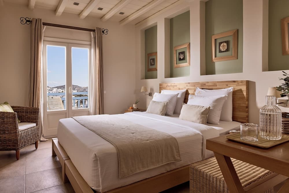 Room THREE BEDROOMS