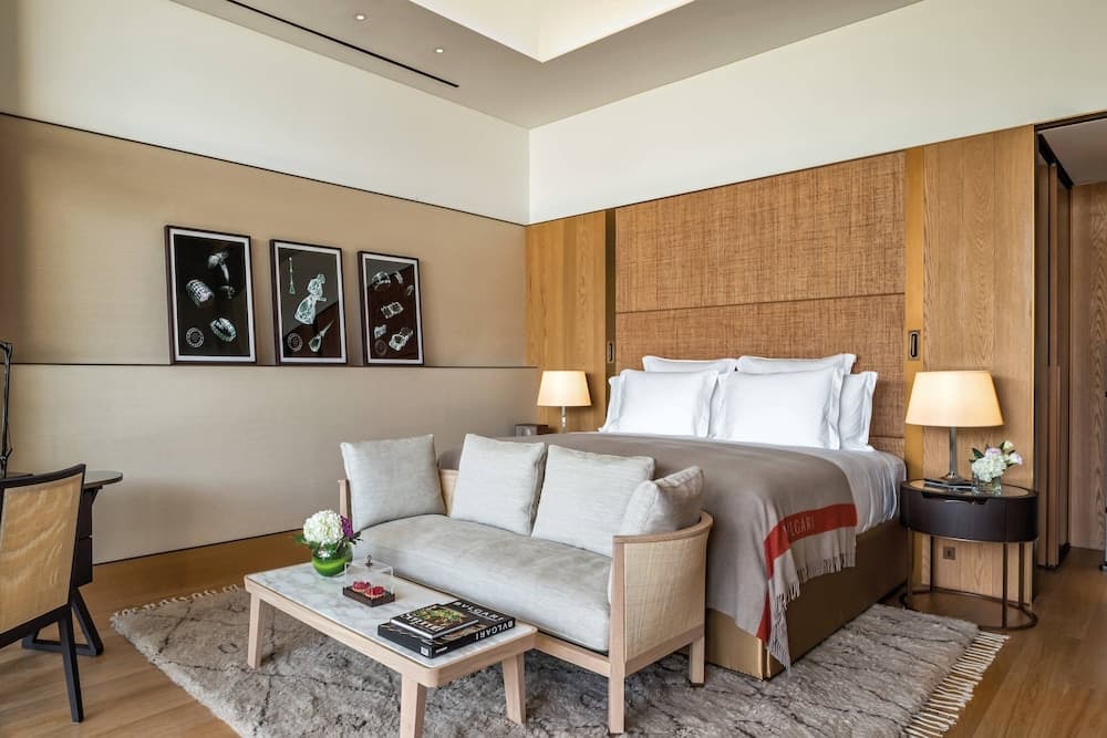 Superior, Guest room, 1 King, Balcony