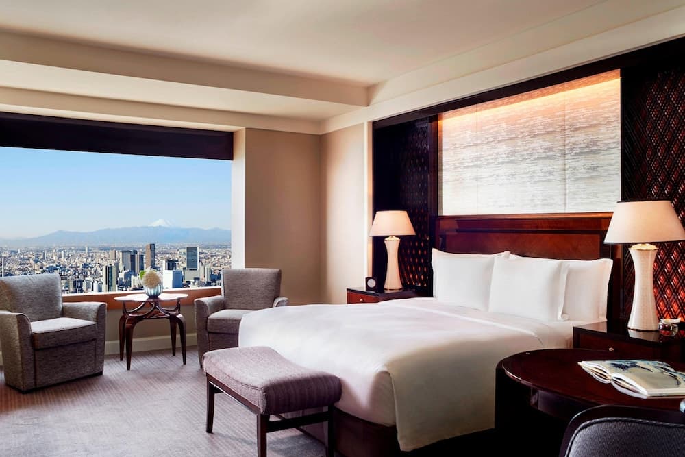 Deluxe Room, 1 King Bed, Non Smoking, View