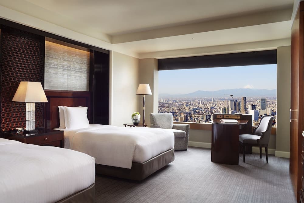 Guest room, 2 Double, Skyline view