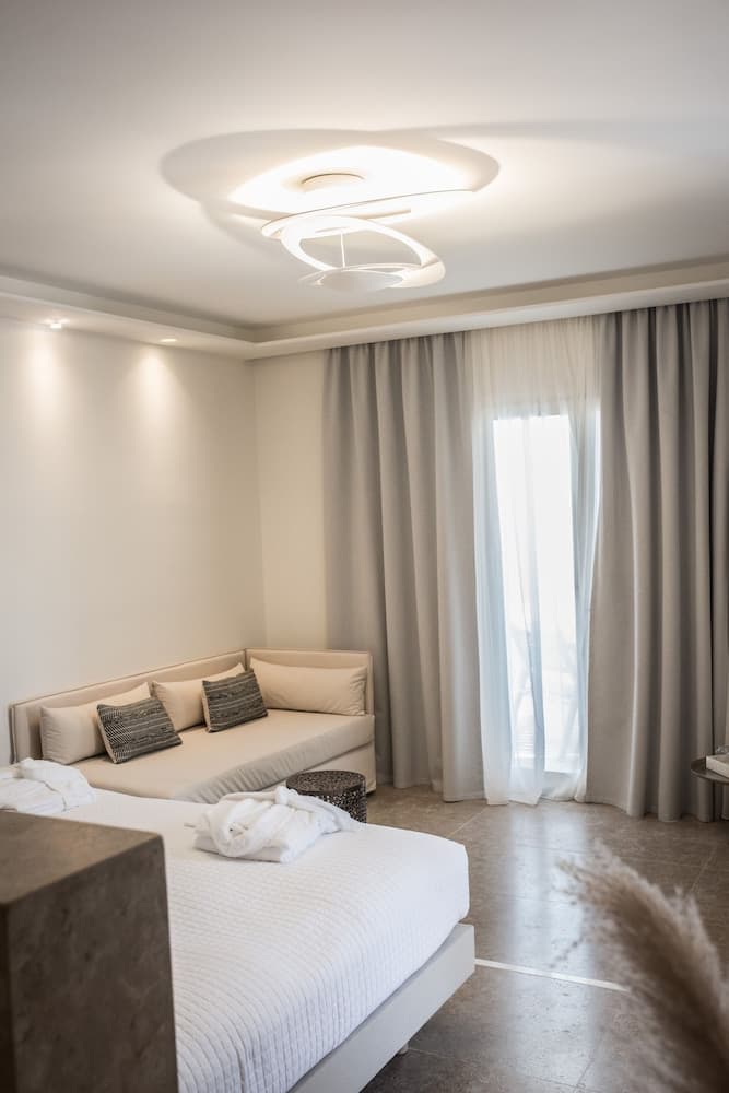King Suite with Private Pool