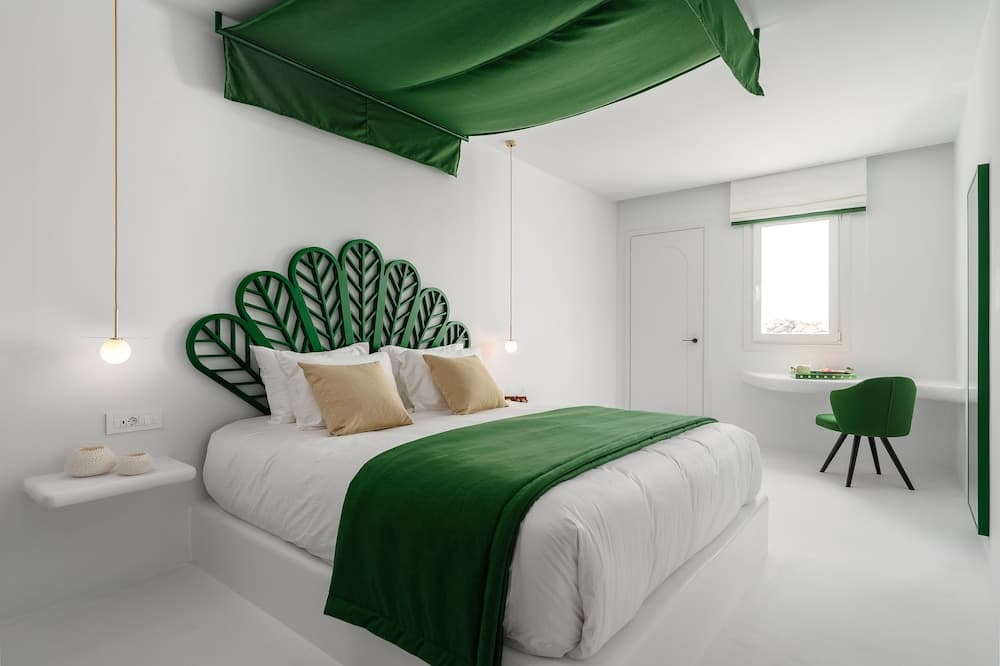 SUPERIOR, DOUBLE BED, SEA VIEW