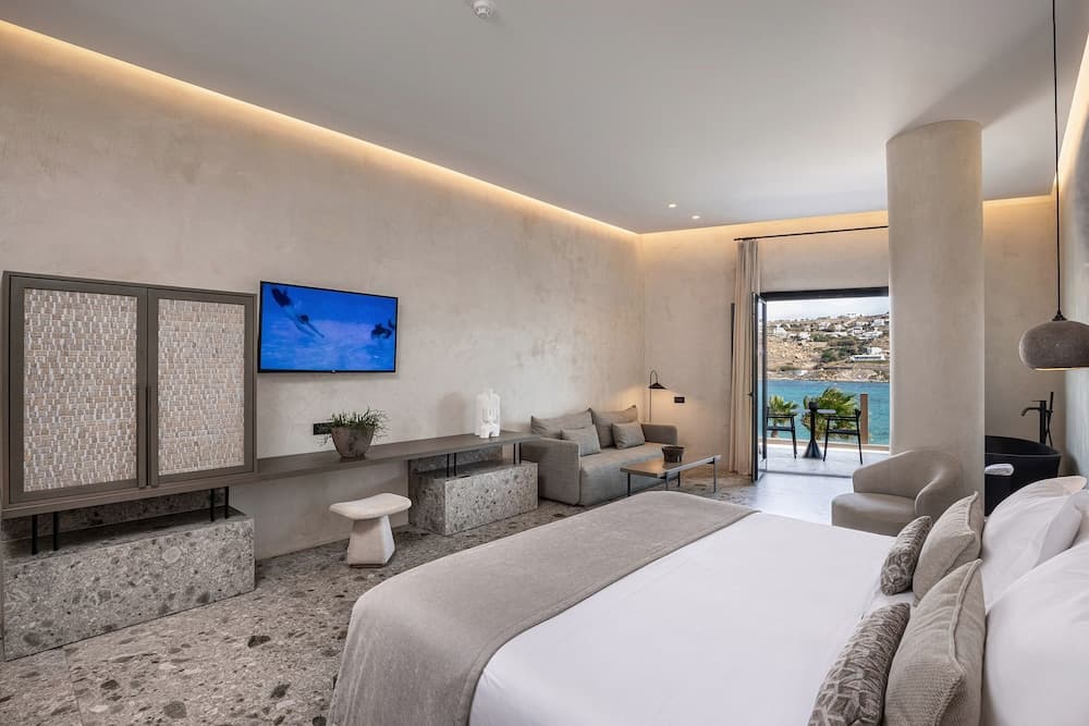 SUITE, SEA VIEW, HOT TUB