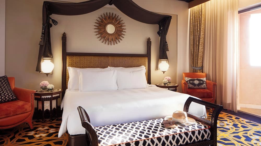 SUITE ONE BEDROOM