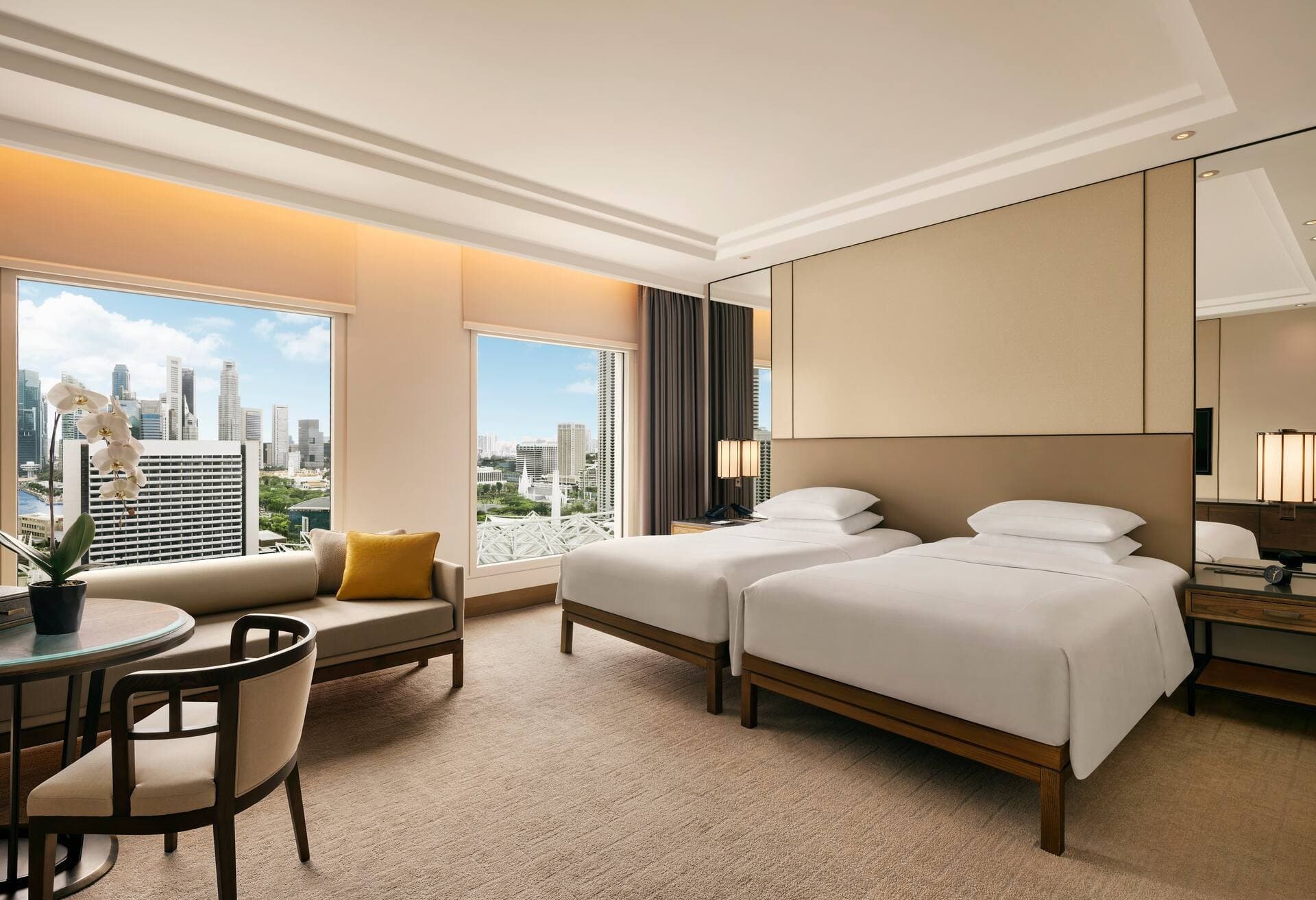 TWIN VIEW ROOM