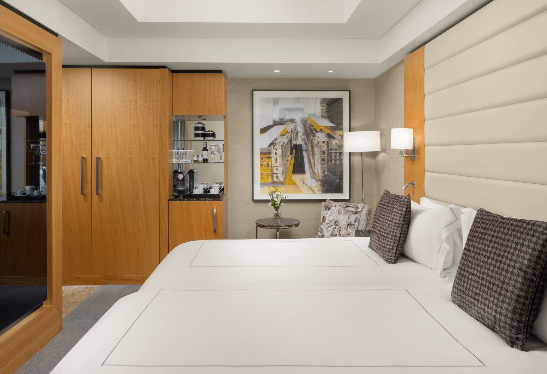 TWIN ACCESSIBLE SUPERIOR ROOM,26 SQM /2 ADULTS /COMP WIFI /ROLL-IN SHOWER,WHEELCHAIR ACCESSIBLE /ESPRESSO MACHINE /SAFE,