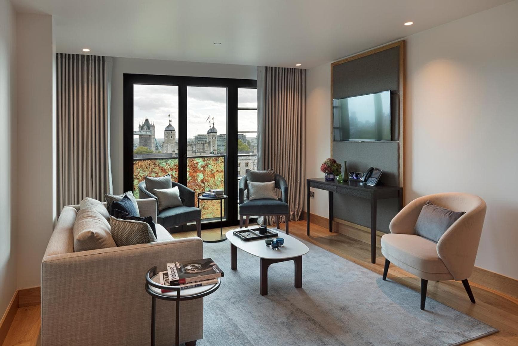 Tower Suites by Blue Orchid — photo 2