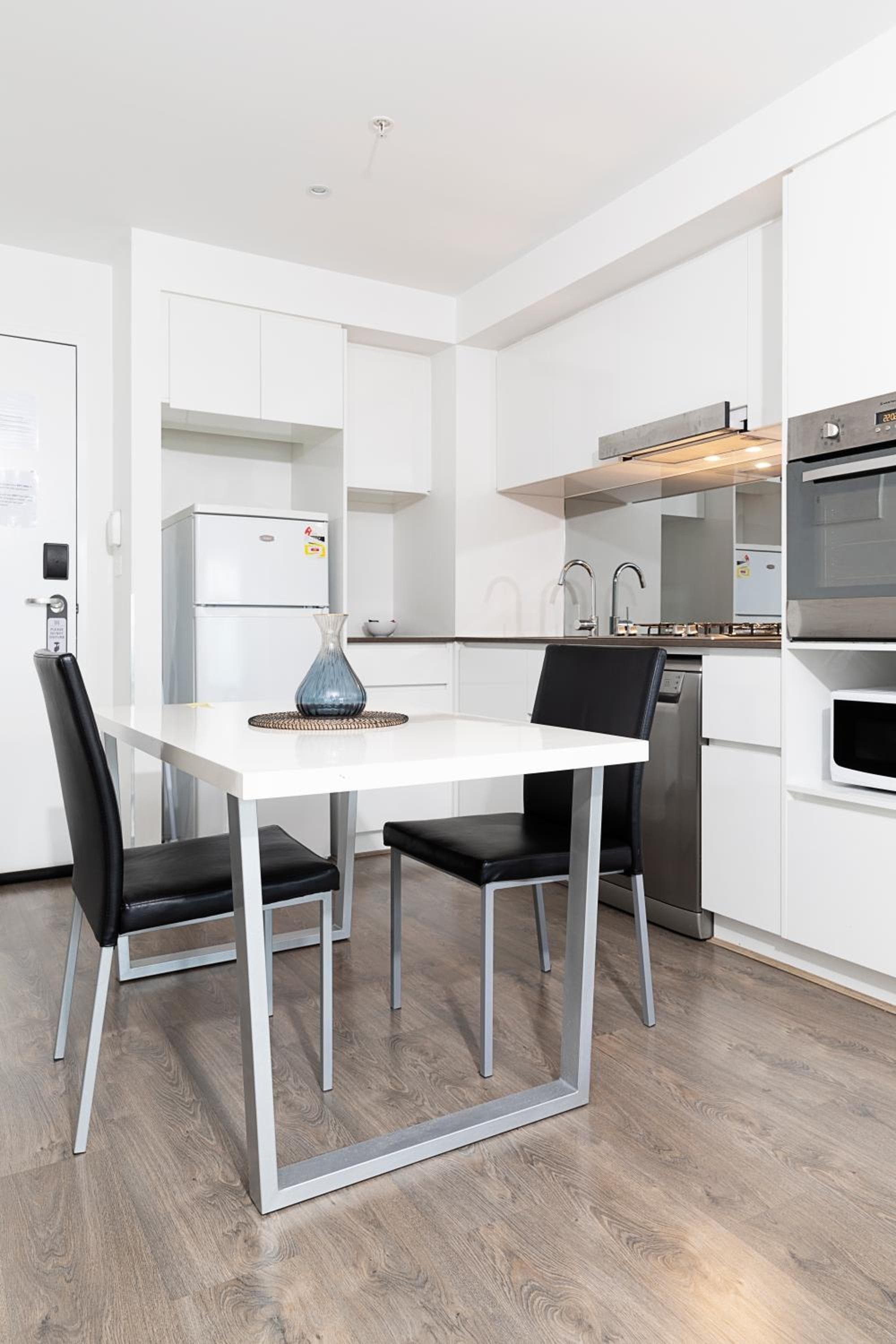 RNR Serviced Apartments North Melbourne — photo 2