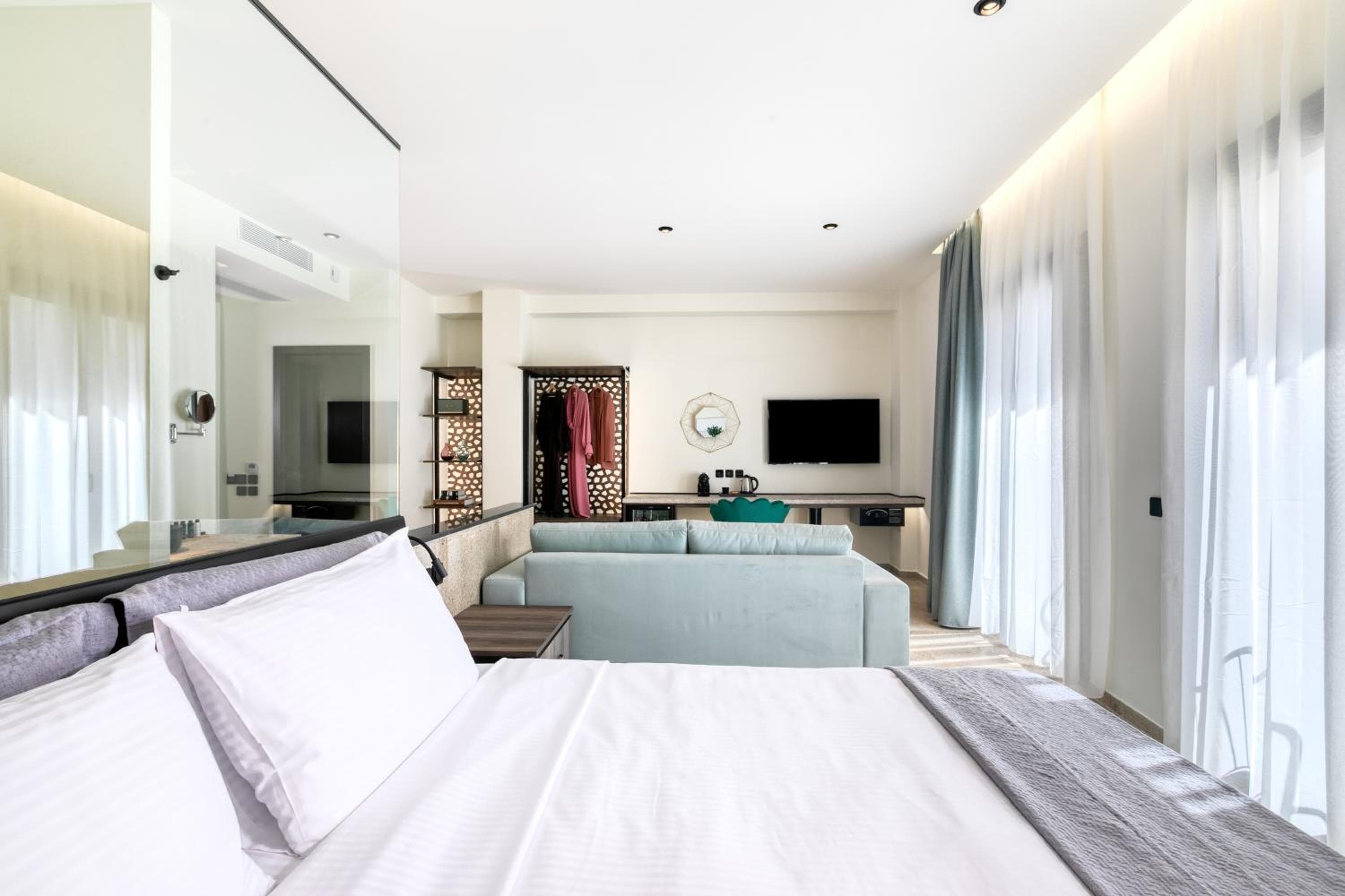 Athens Ivy Suites — photo 4