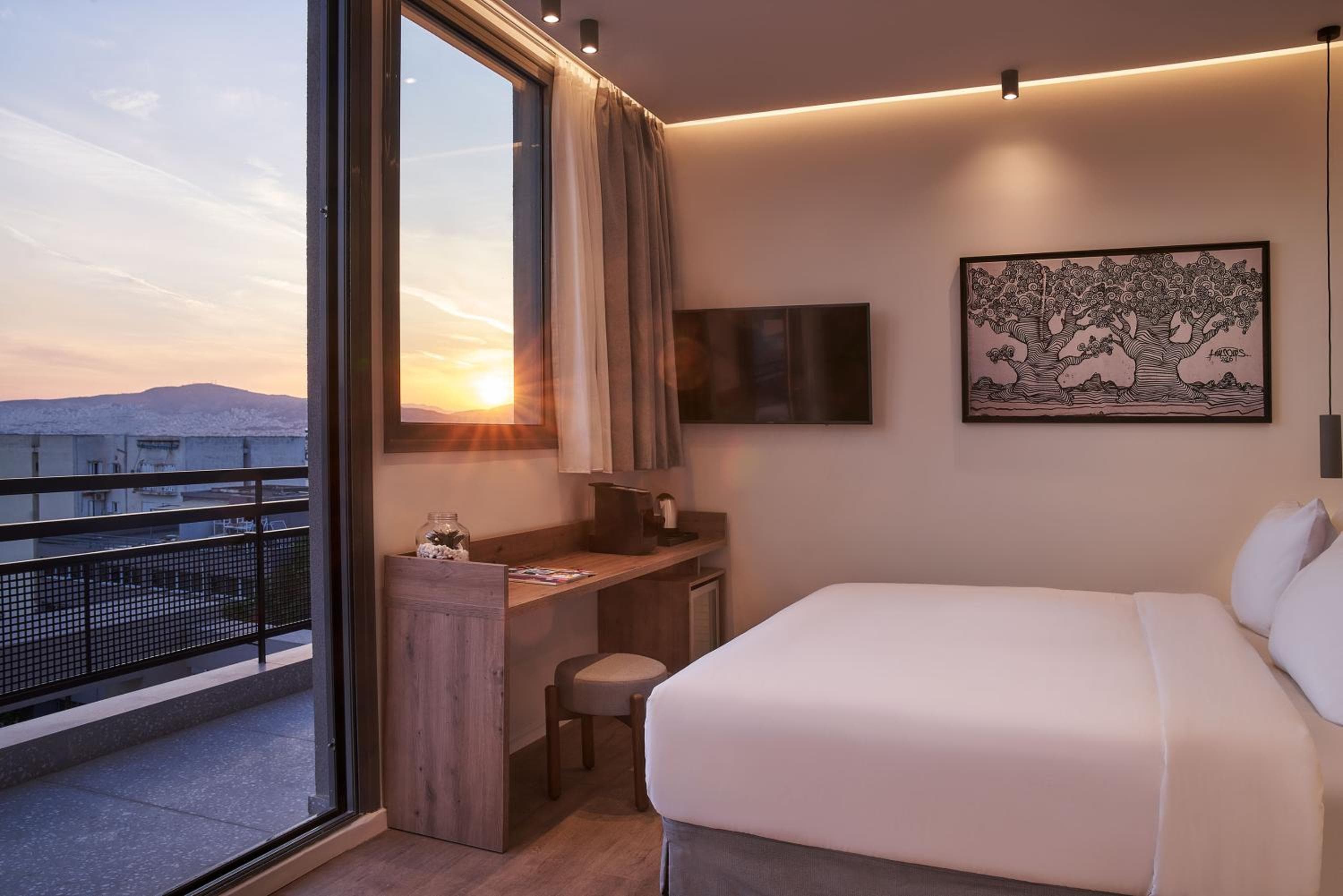 NLH KERAMEIKOS - Neighborhood Lifestyle Hotels — photo 2