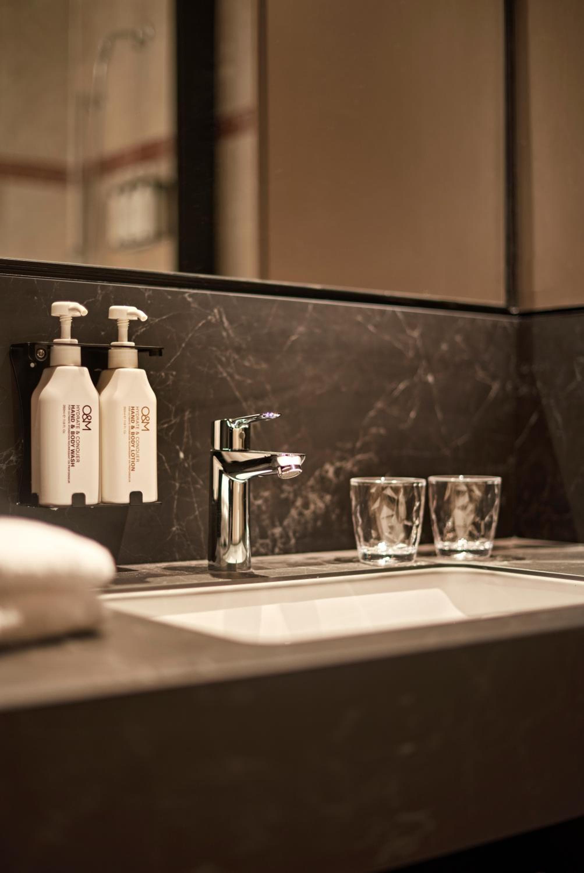 Vibe Hotel Singapore Orchard — photo 3