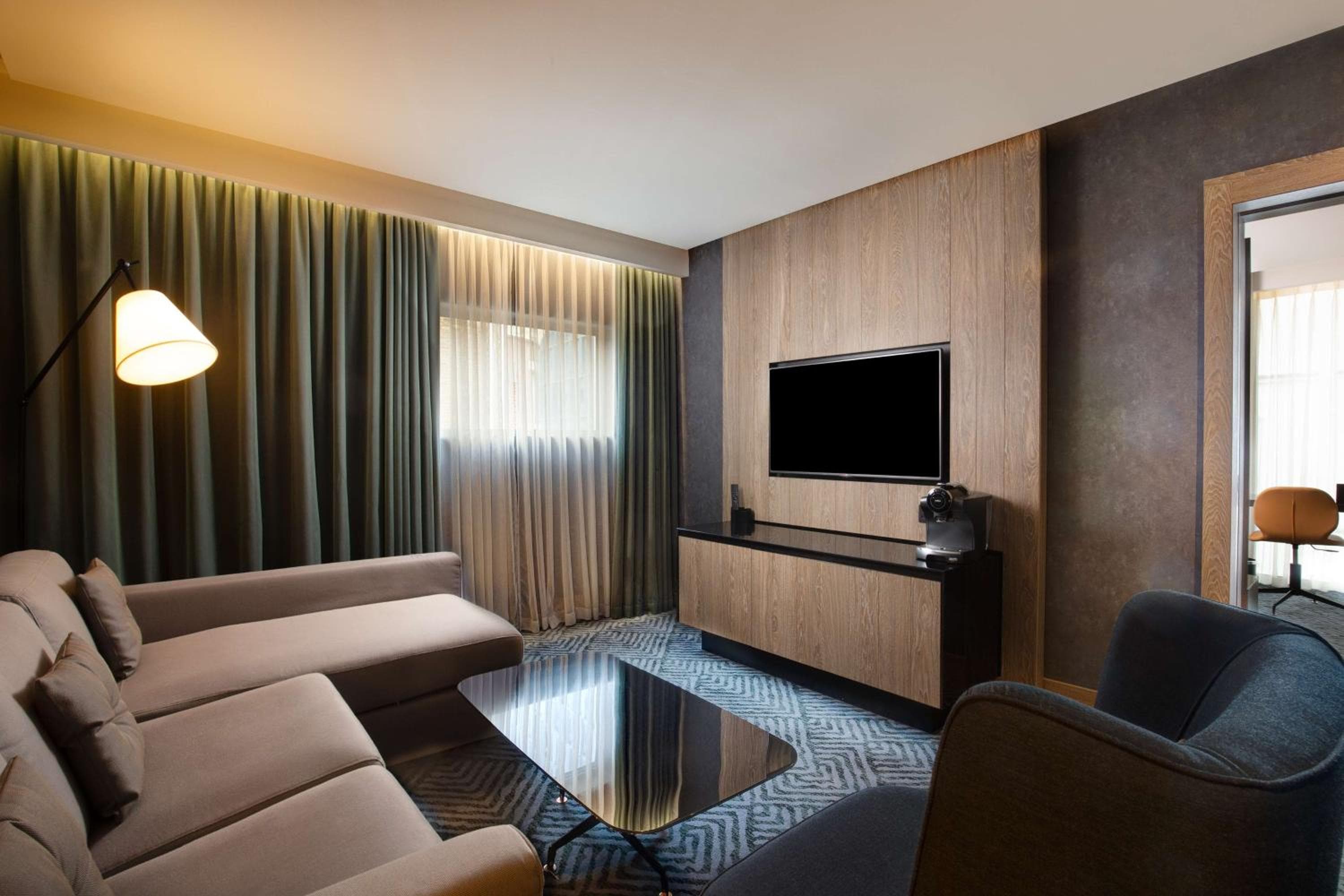 Hilton London Bankside — photo 4