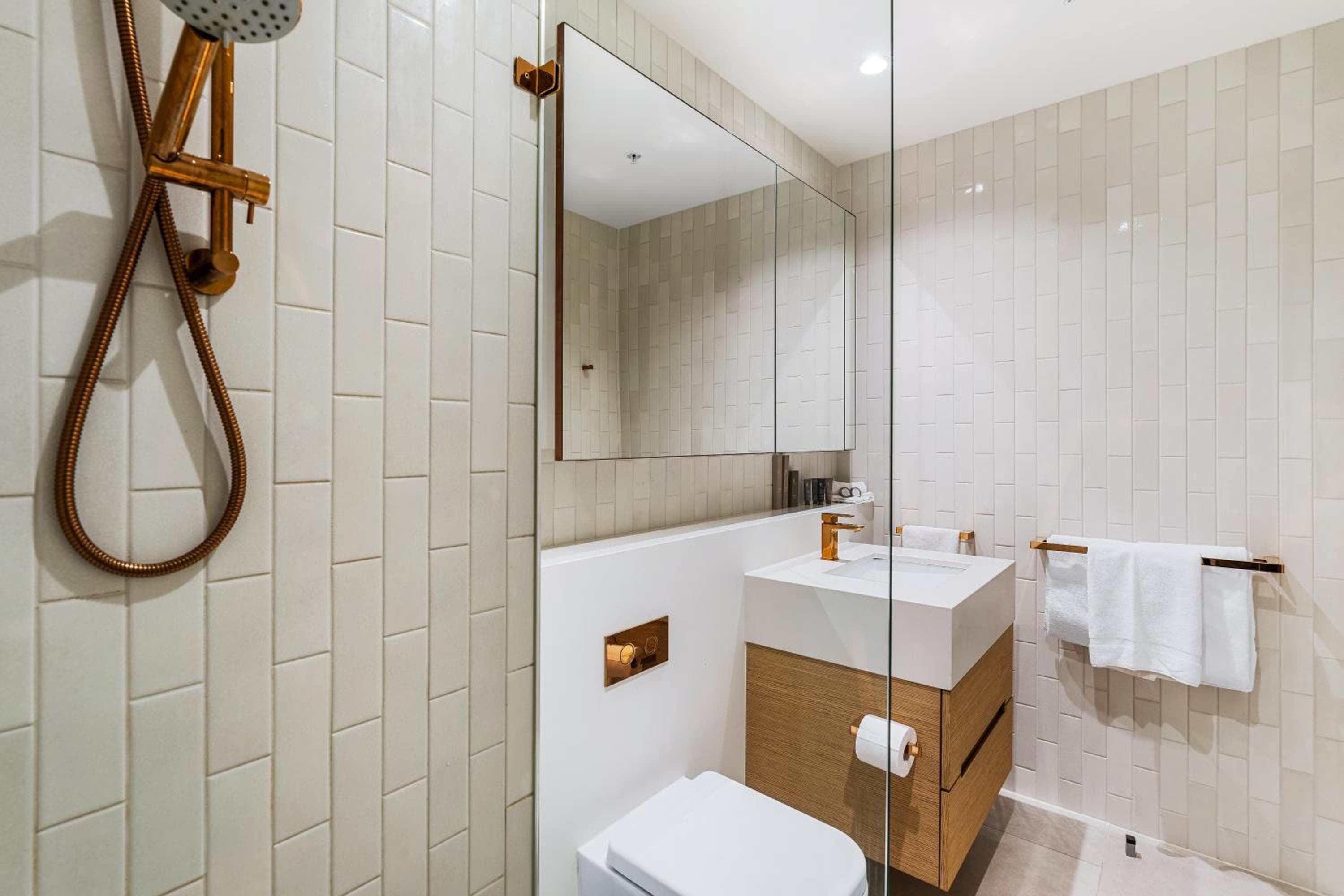 Collins House Apartments by CLLIX — photo 5