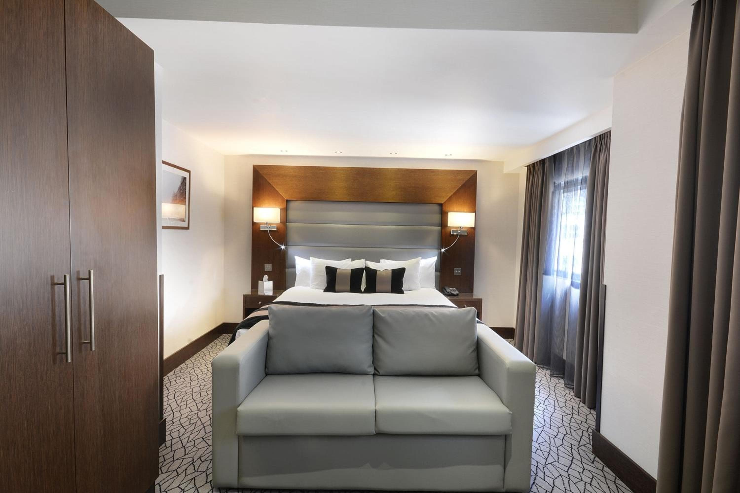 The Cura Hotel Kensington, London, a Tribute Portfolio Hotel — photo 3