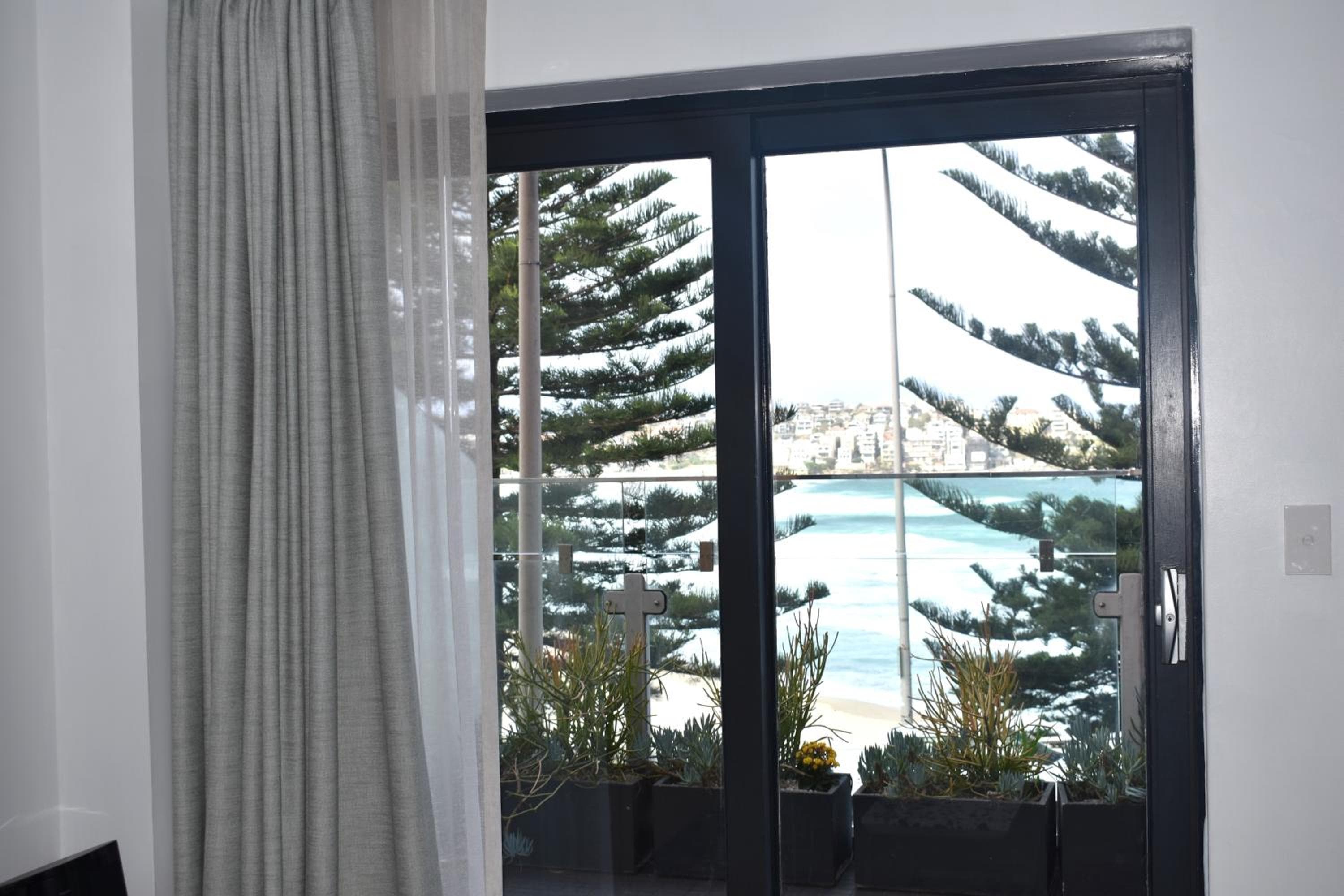 Bondi 38 Serviced Apartments — photo 2