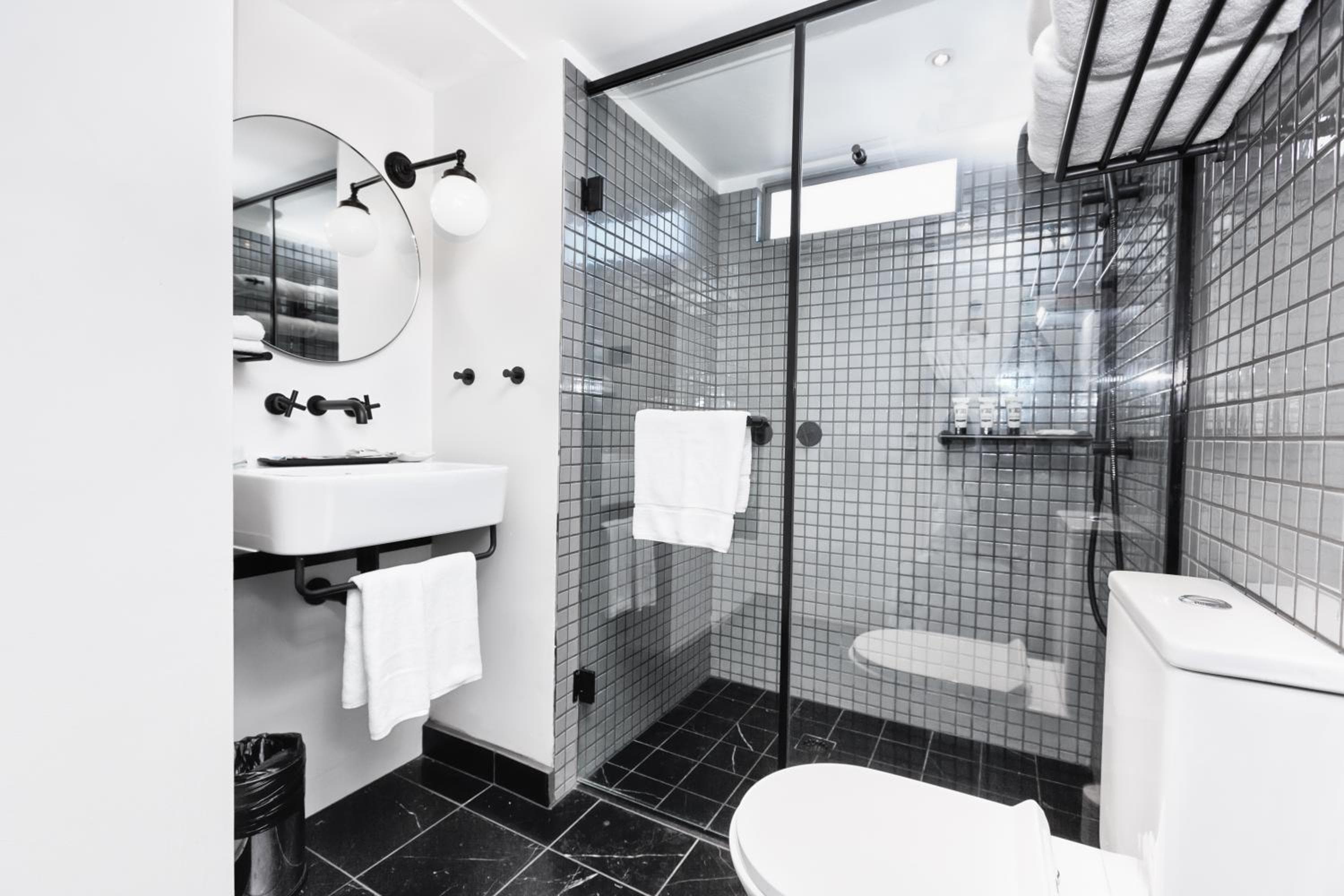 Ovolo Sydney Woolloomooloo, a Wyndham Hotel — photo 5