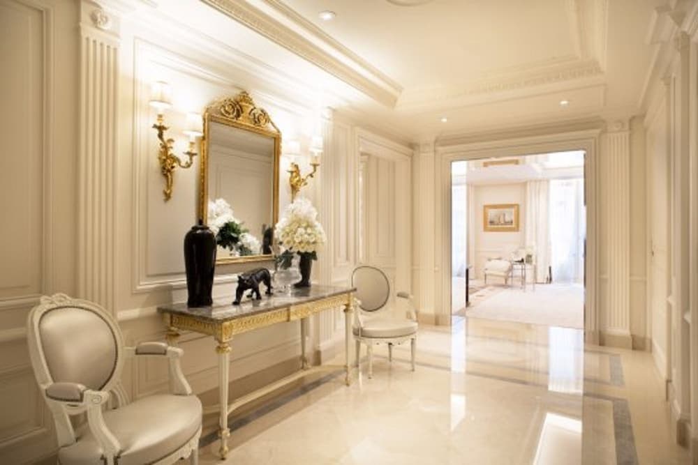 Four Seasons Hotel George V — photo 3