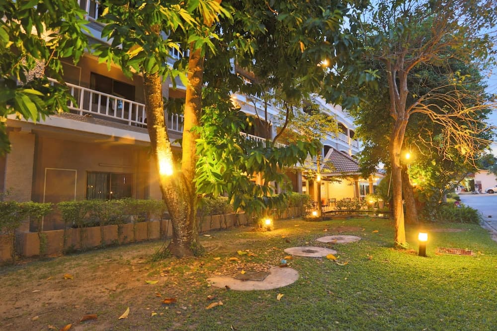 Pattra Mansion by AKSARA Collection — photo 2