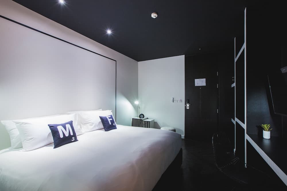 Blu Monkey Hub and Hotel Phuket — photo 4