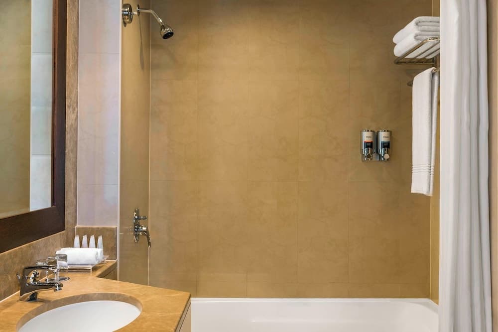 Four Points by Sheraton Sheikh Zayed Road, Dubai — photo 4