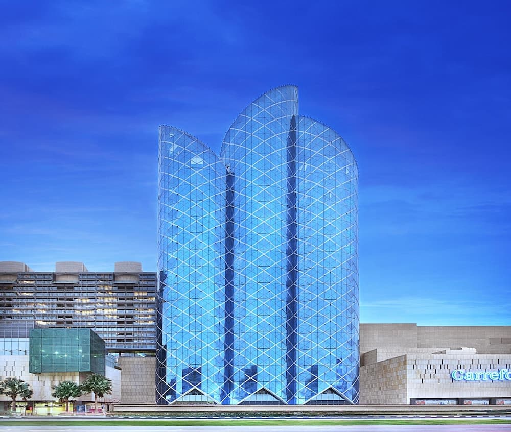 City Seasons Towers — photo 2