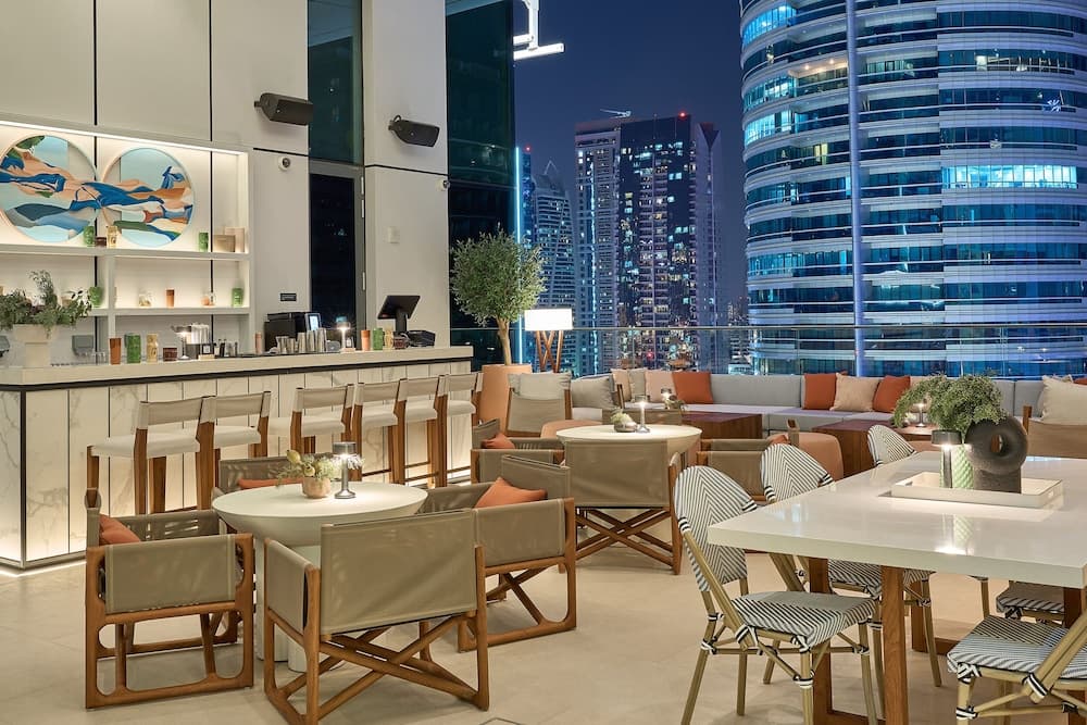 Vida Dubai Marina & Yacht Club — photo 4