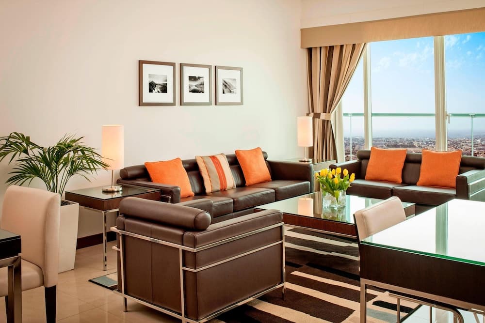 Four Points by Sheraton Sheikh Zayed Road, Dubai — photo 2